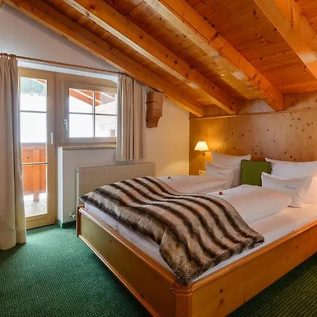 Fuermesli Appartements Lech am Arlberg Room photo